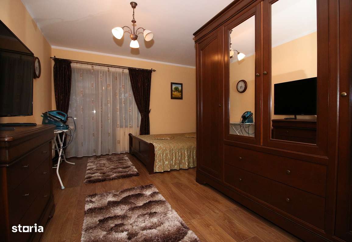 Casa Buhusi STRADAL ( str.LIBERTATII VIZAVI PETROM) Mobilat/Utilat-17