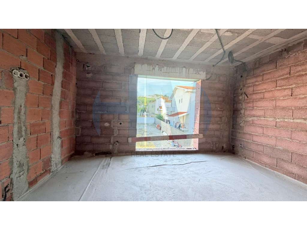 Moradia T4 em Construção - Fânzeres, Gondomar-17