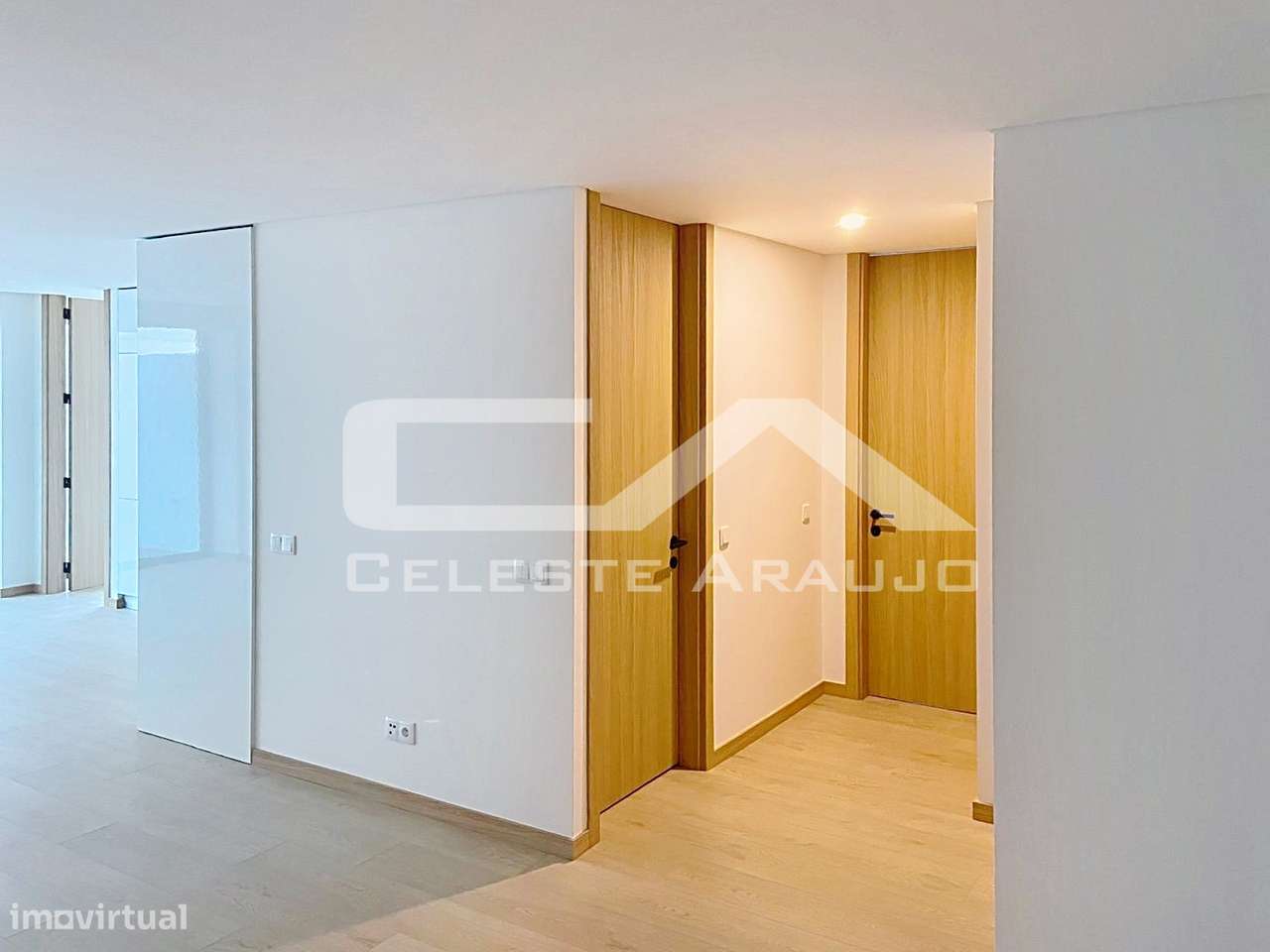 Apartamento T2+1 NOVO em São João da Madeira-12