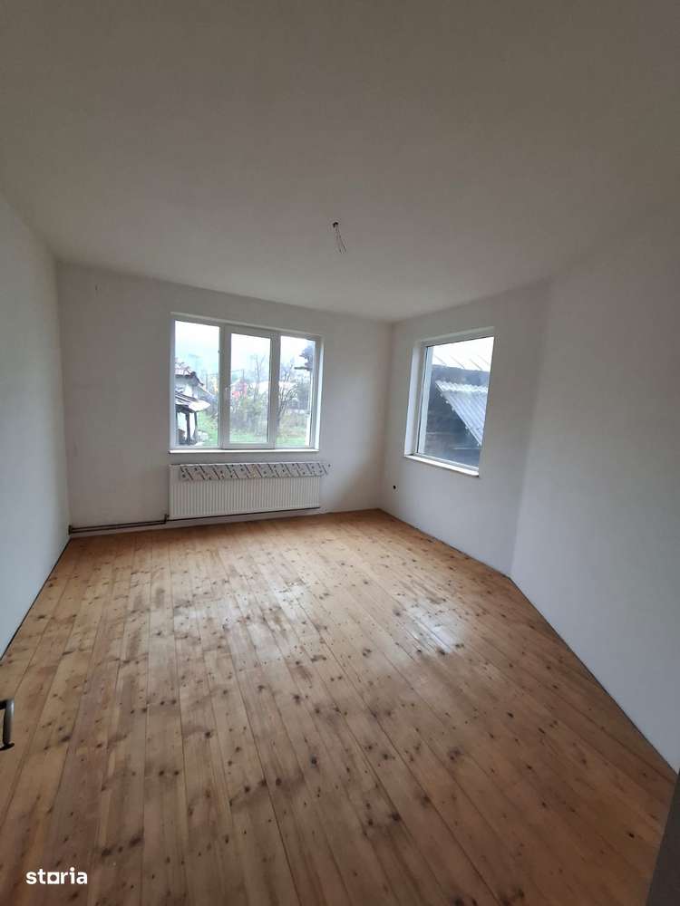 Casă P+M 274 m² +teren 565 m² Goranu Calea București – preț negociabil - Imagine principală: 2/19