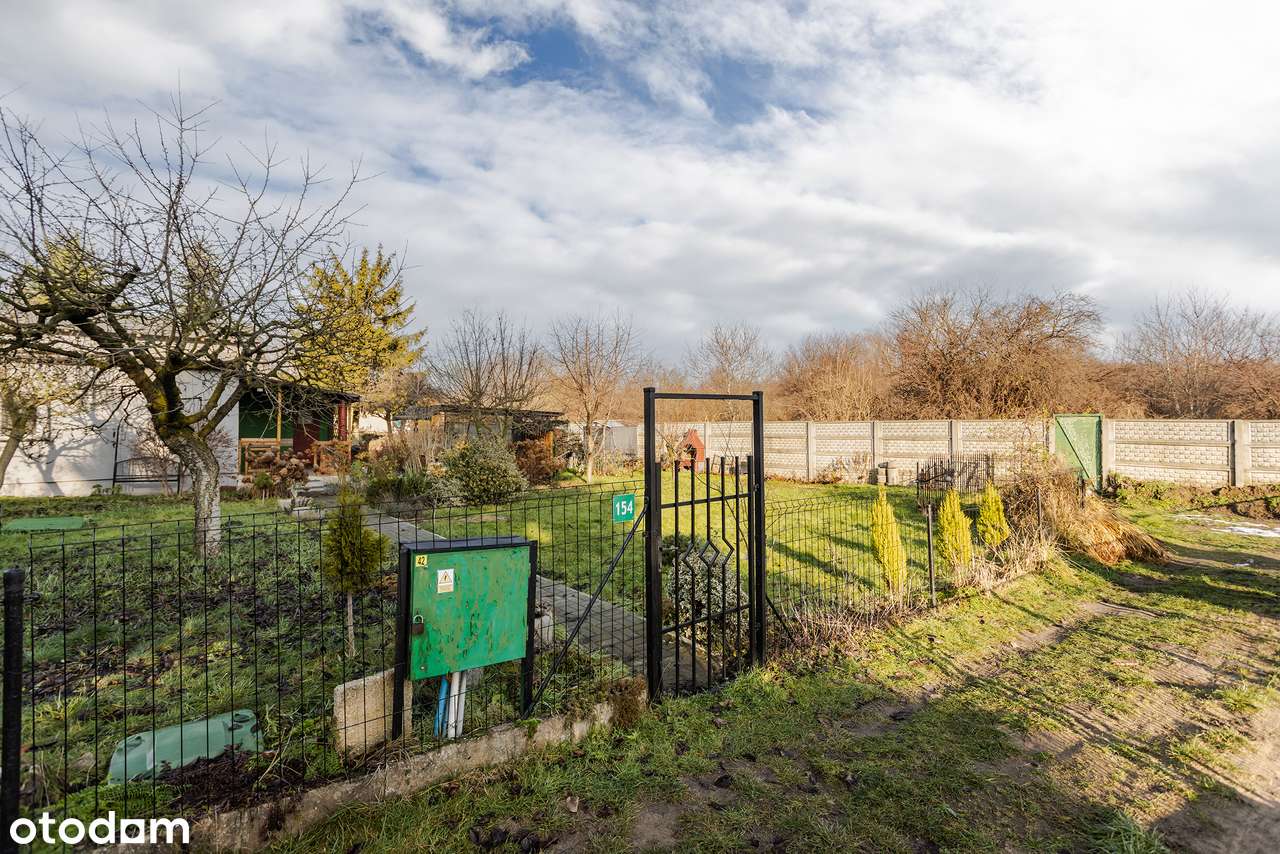 Działka ROD z DOMKIEM CAŁOROCZNYM i wjazdem na działkę samochodem-15