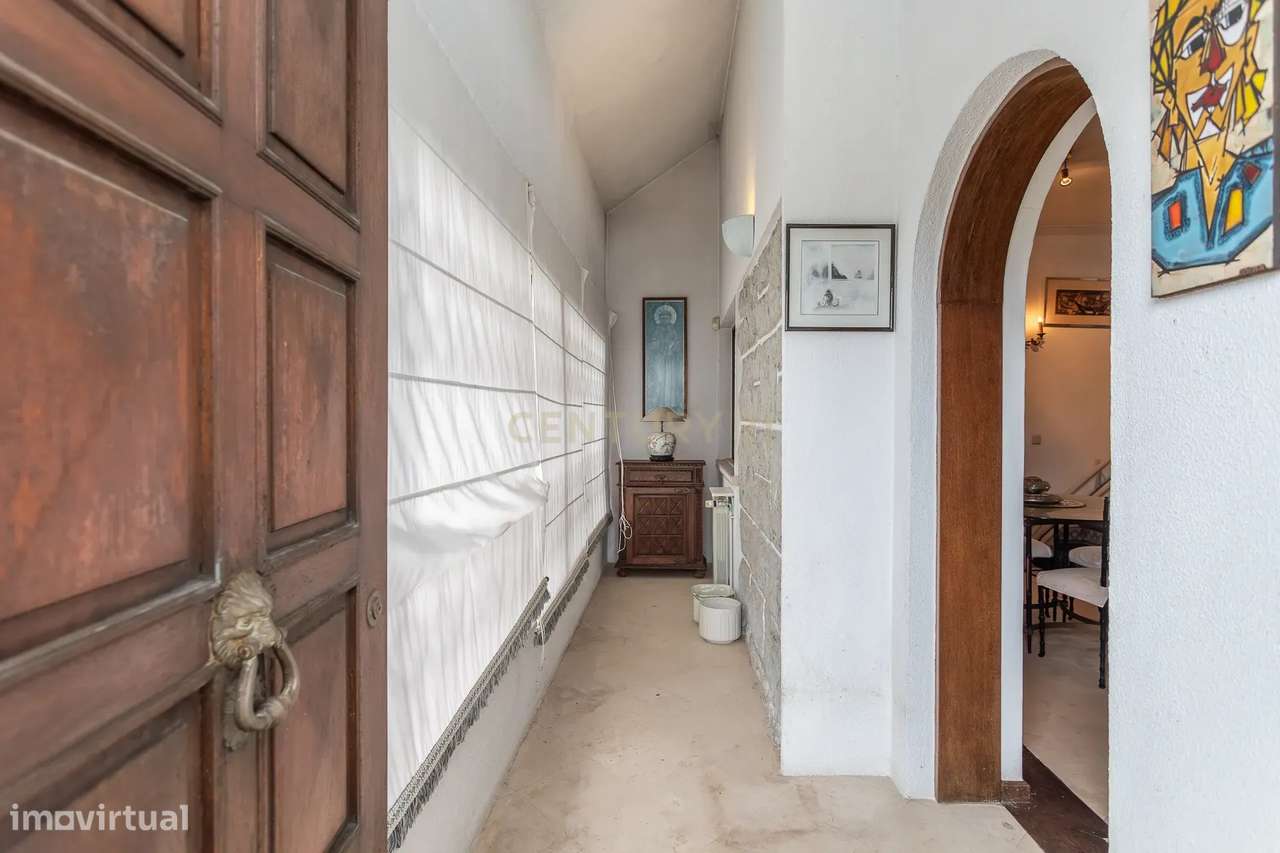 Moradia Isolada T4 Cascais com Jardim e Garagem - Grande imagem: 4/41