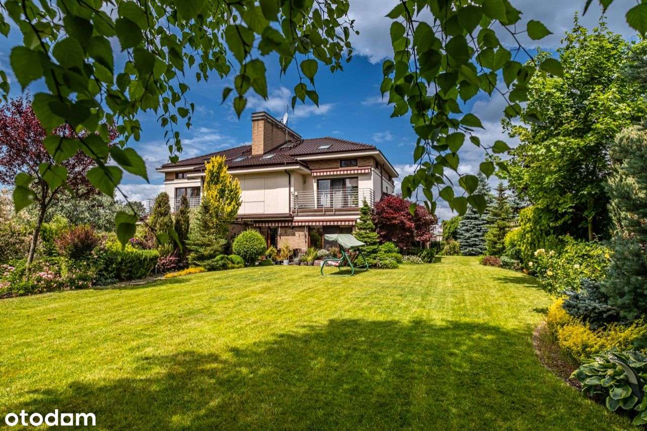 Bliźniak z pięknym, dużym ogrodem-14