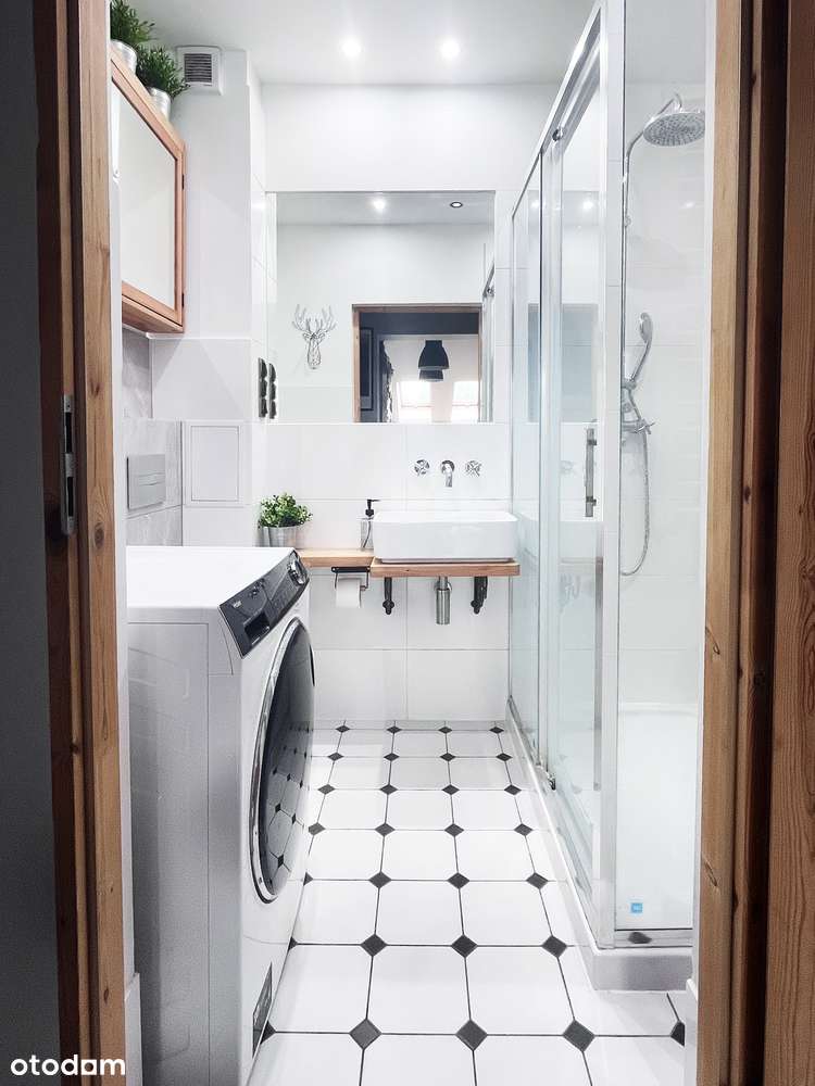 Klimatyczne mieszkanie w odrestaurowanej kamienicy z miejscem park.-7