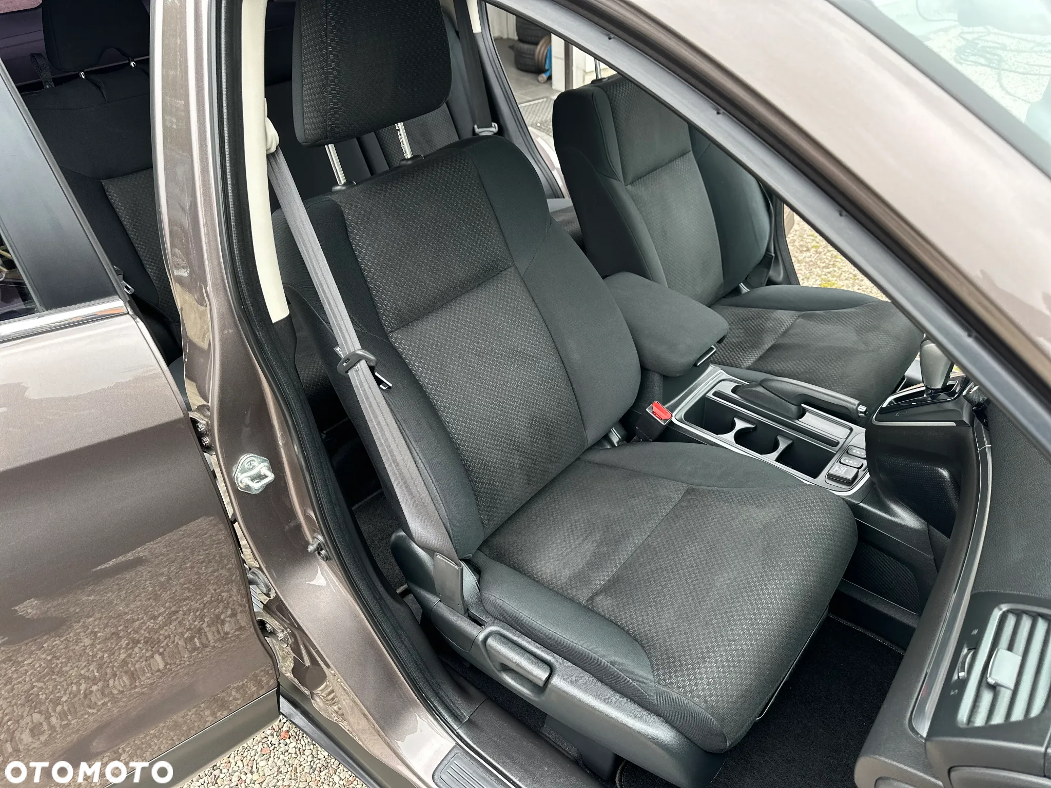 Honda CR-V 2.0i-VTEC 4WD Automatik Elegance - 29