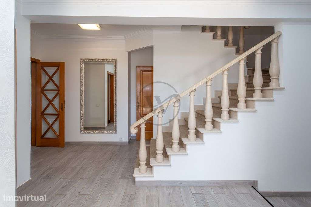 Moradia T5 para venda na Beloura I-28