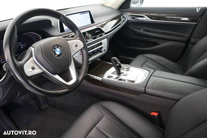 BMW Seria 7 - 9