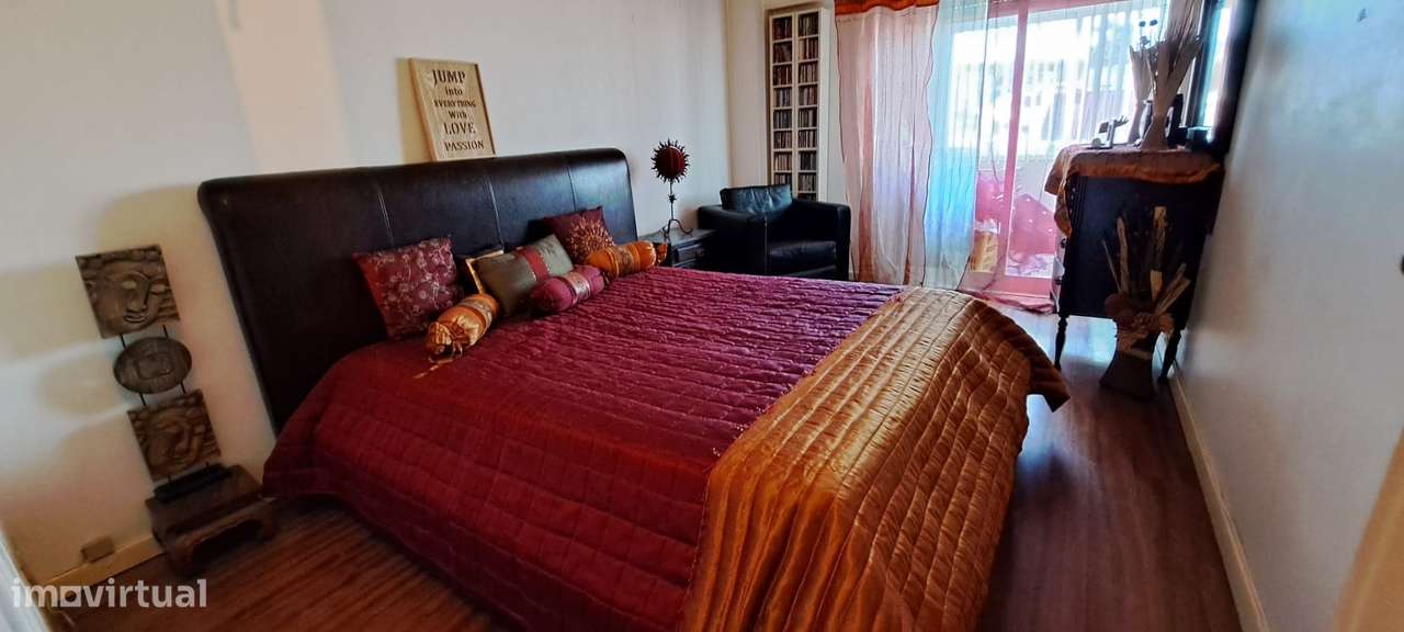 T3+1 | 110m2 | Av. 25 de Abril, Cacilhas | Com vista de Rio-7