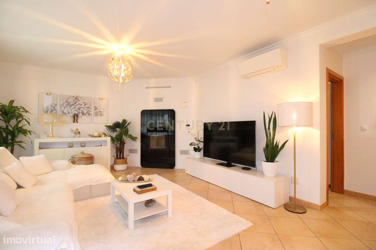 Moradia, Fernão Ferro, Seixal, com 3 Quartos-6