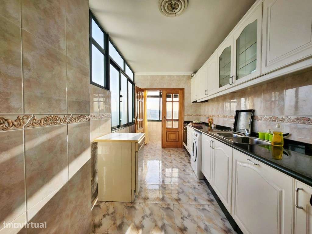 Imperdível Moradia T2+1 em Campanhã - Grande imagem: 4/23