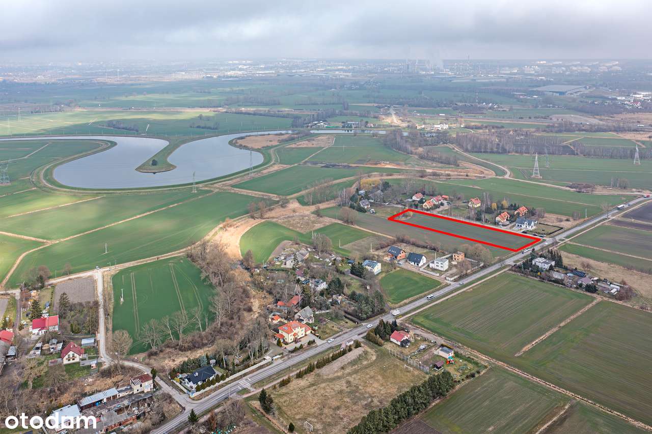 Działka usługowo - mieszkaniowa przy S7.-10