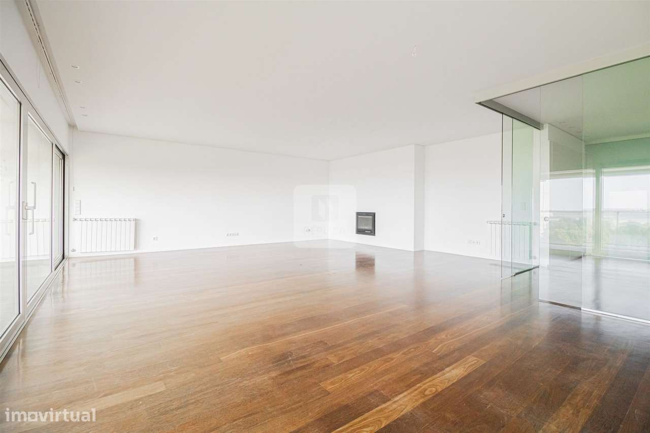 Apartamento T4 com Varanda Vistas Mar em Matosinhos Sul - Grande imagem: 5/31