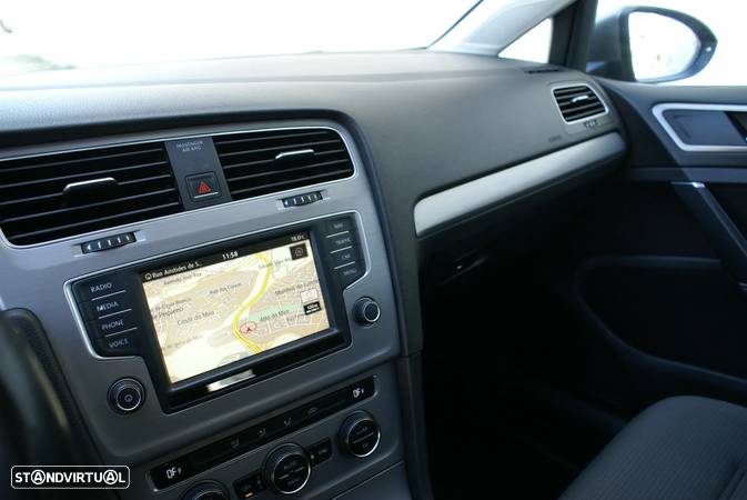 VW Golf Variant 1.6 TDi GPS Edition - 15