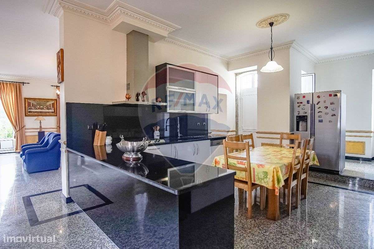 Moradia T6 para venda - Grande imagem: 4/49