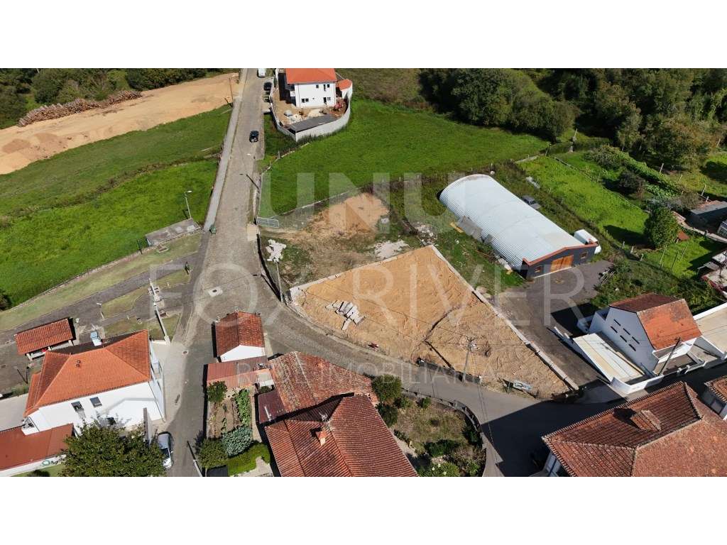 Terreno para Construção em Arão - Valença - Grande imagem: 4/6
