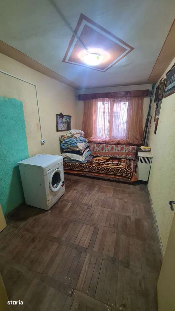 Apartament cu 3 camere de vânzare în Curtea de Argeș. - Imagine principală: 4/11