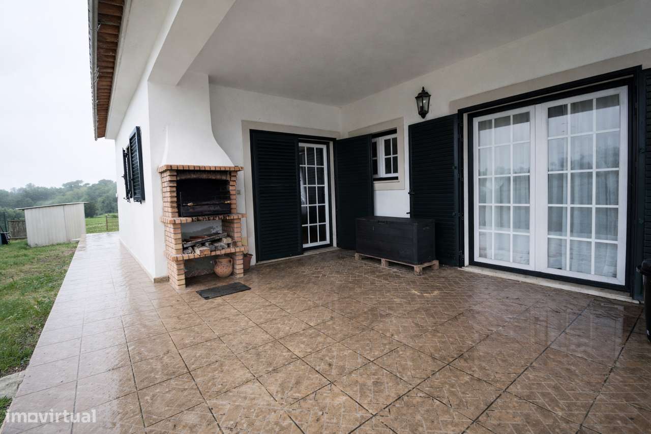 Moradia T4 com Terreno-16