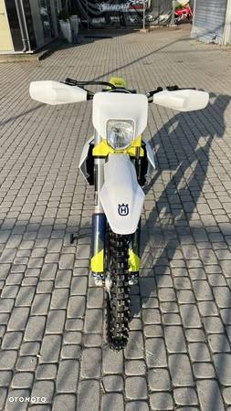 Husqvarna FE - 8