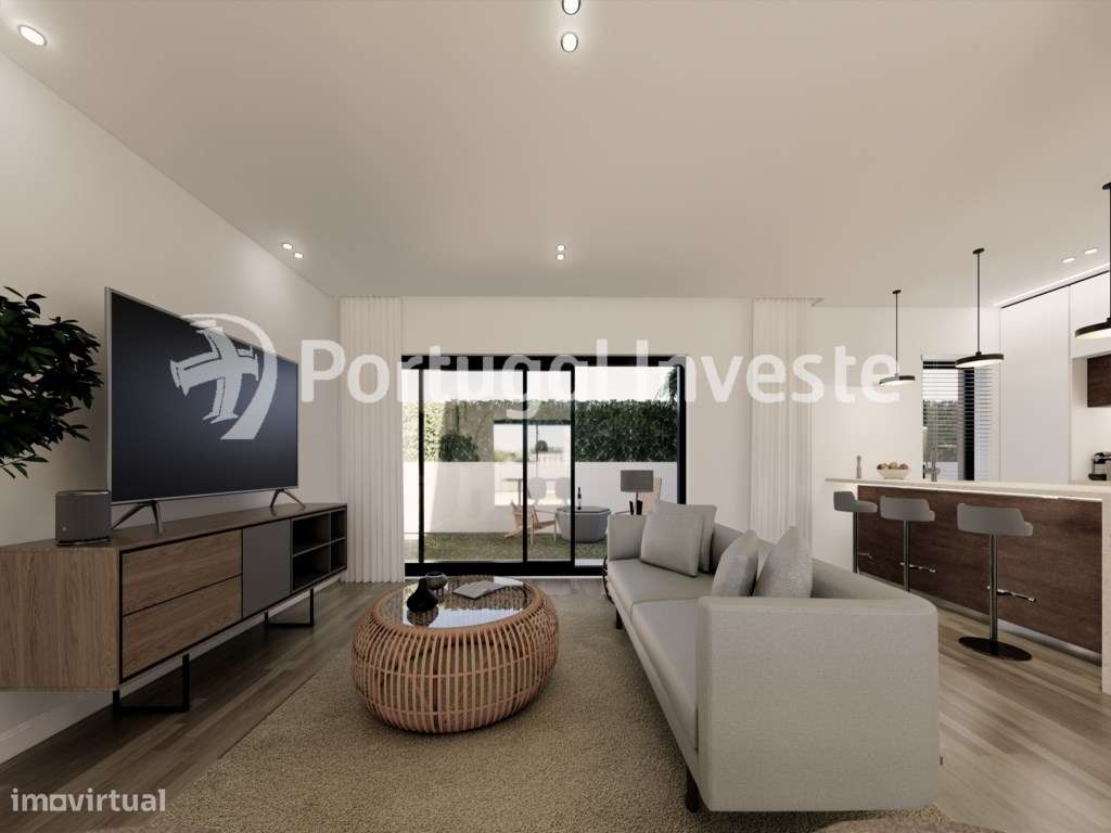 Vende 2 lotes para 2 moradias - T3 com 168m2 cada, Sobreda | Almada-9