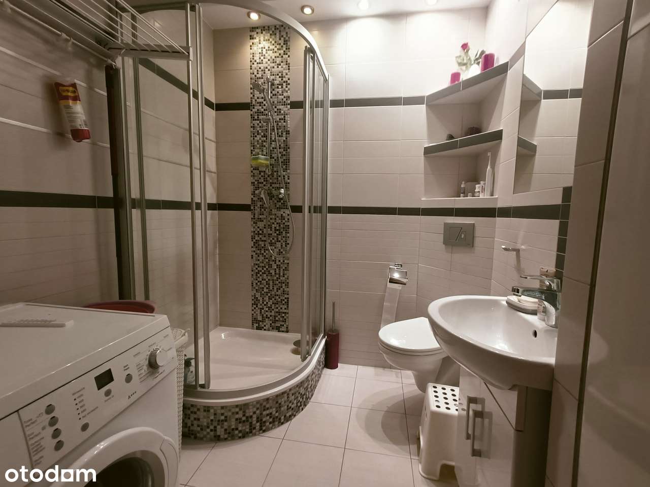 2 pokoje os.Lecha super lokalizacja 1 piętro-14