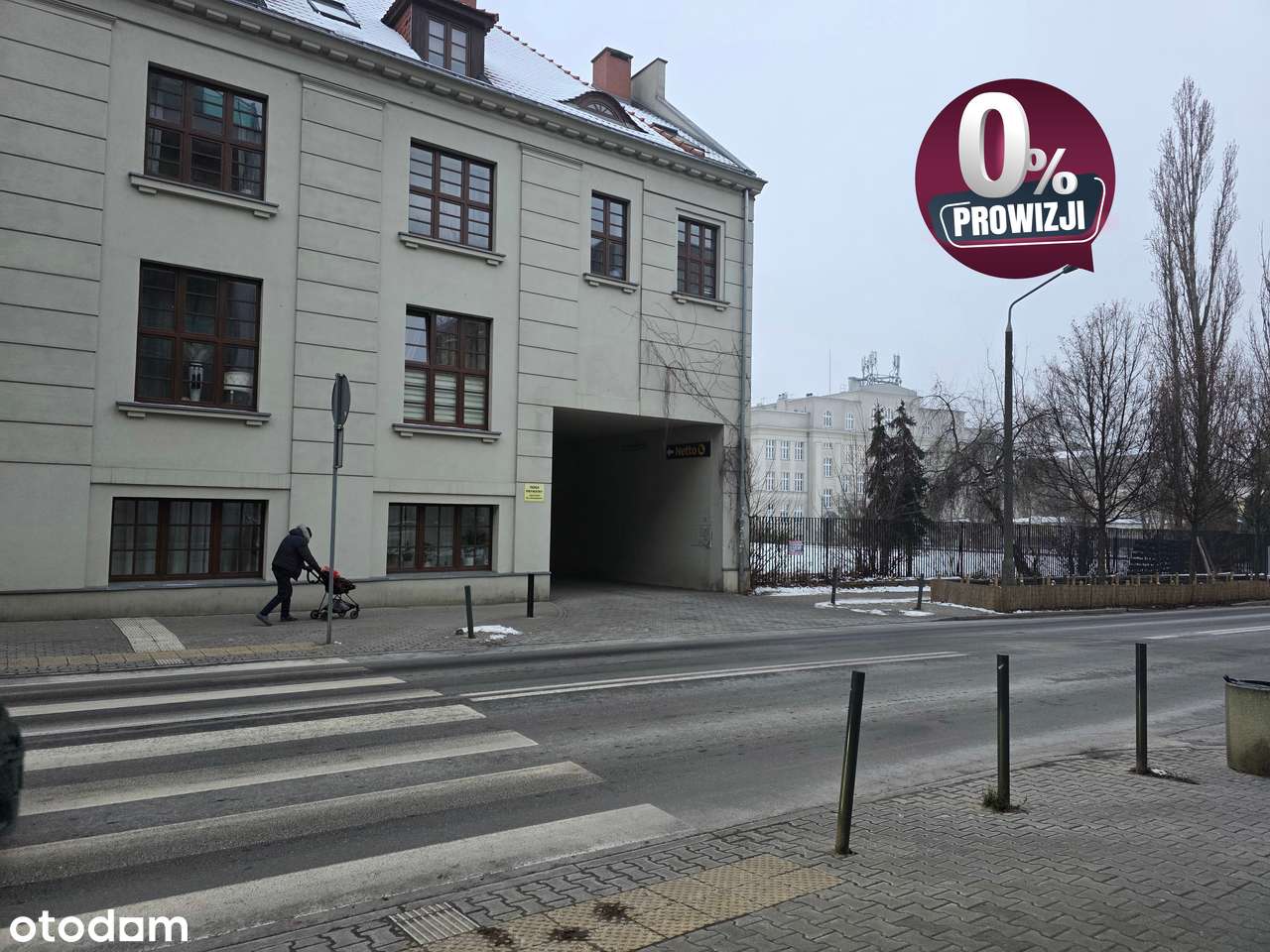 miejsce postojowe w podziemnej hali ŁAZARZ ul.Kasprzaka/Głogowska