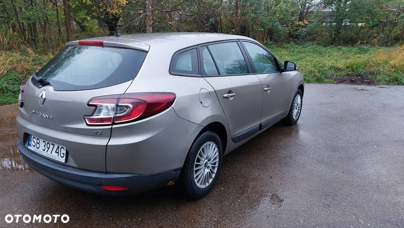 Renault Megane 1.5 dCi Authentique - 5