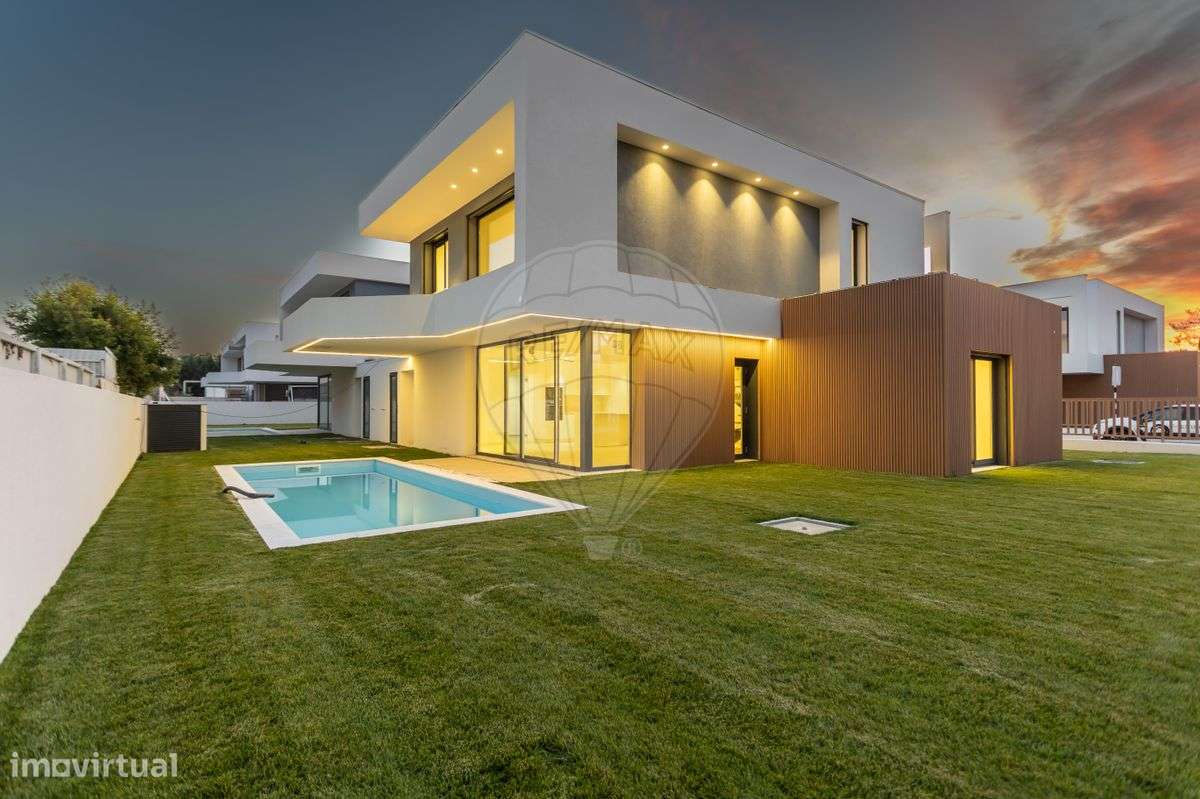 Moradia T4 para venda - Grande imagem: 2/47