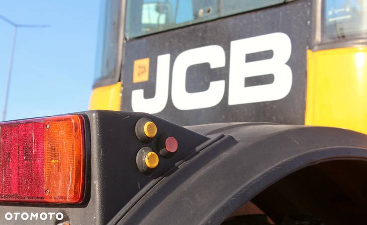 JCB Fastrac 3170 - 9