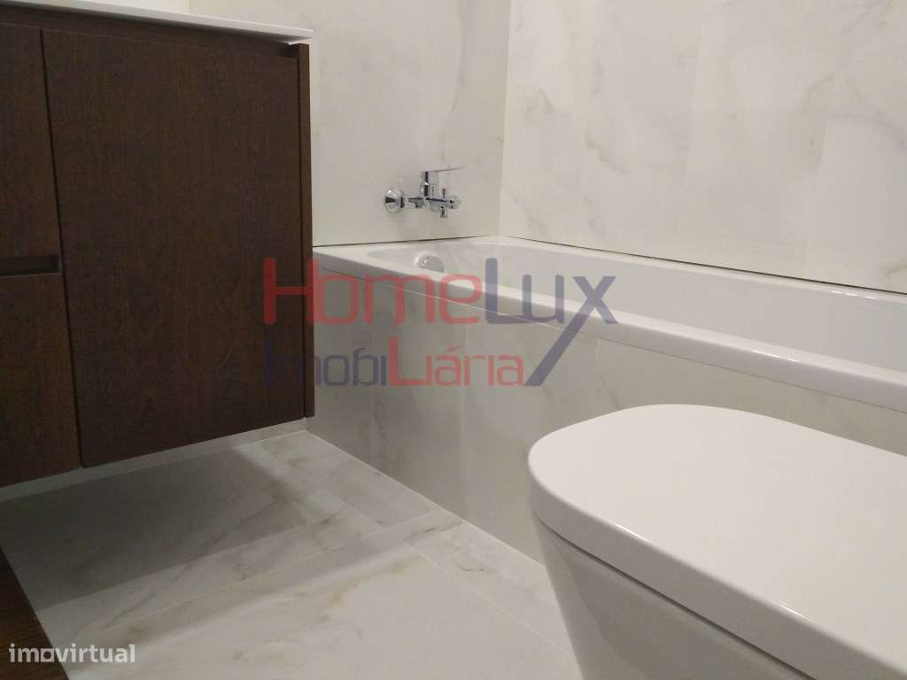 Apartamento T4 em Zona Prime - Rotunda Boavista - Grande imagem: 3/33