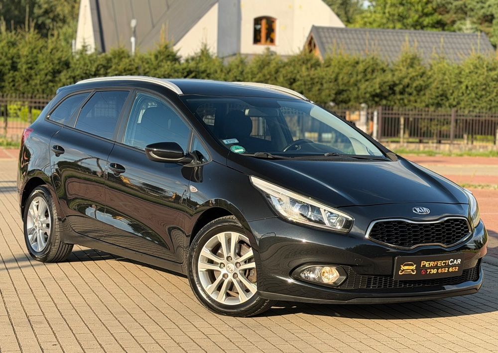 Kia Ceed II (2012-) 1.4 CVVT Dream Team Edition 2013