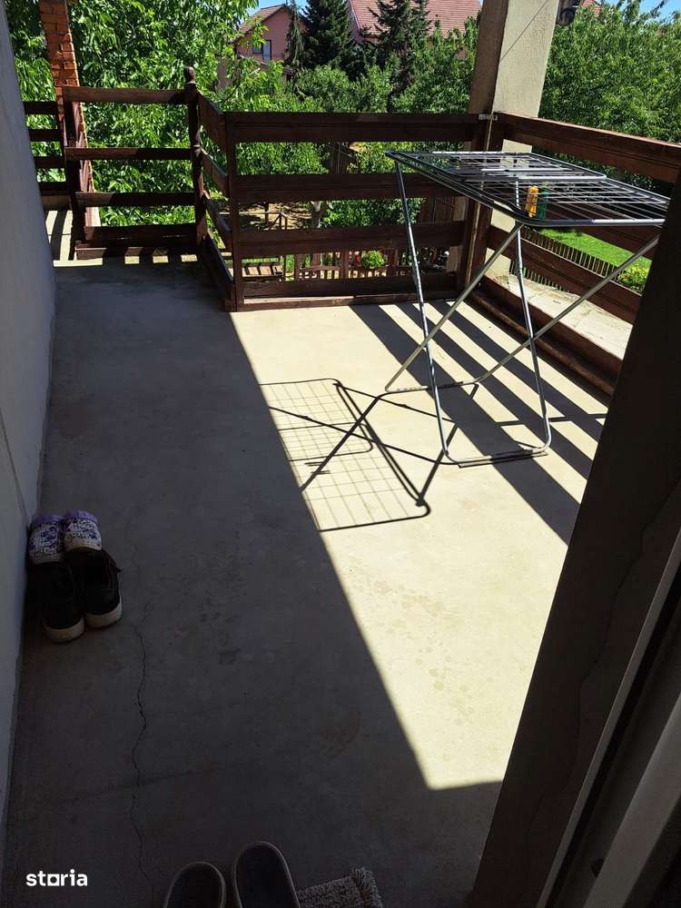 Casă P+M în Sântandrei cu 4 dormitoare 2 băi, living, bucătărie, garaj - Imagine principală: 5/20