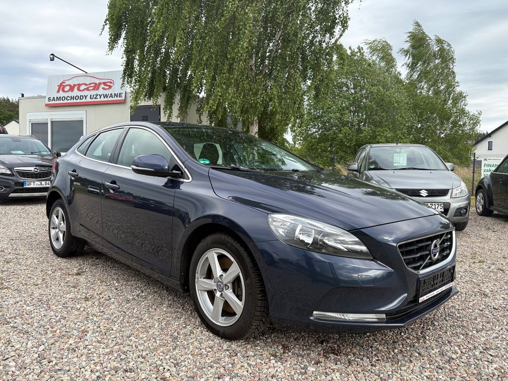 Volvo V40 II D3 Geartronic Momentum 2014