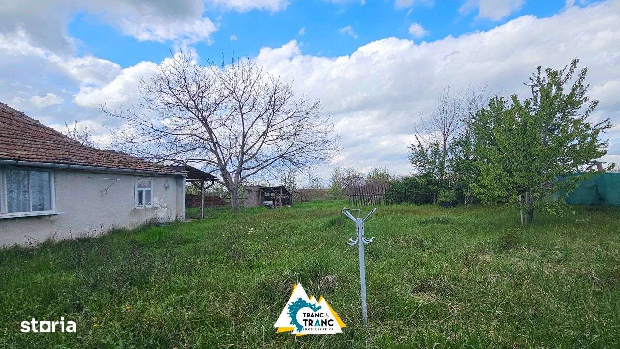 Casă cu 2 camere în stil tradițional, în Iratoșu - Imagine principală: 5/20