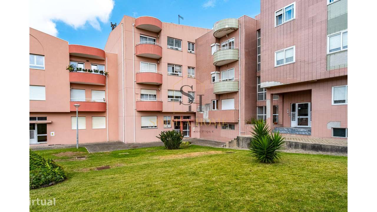 T2 c/ pátio em Sta Mª Lamas-27