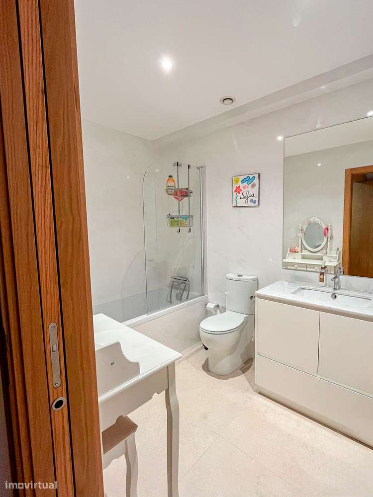 T4 Duplex de Luxo no Coração do Porto-18