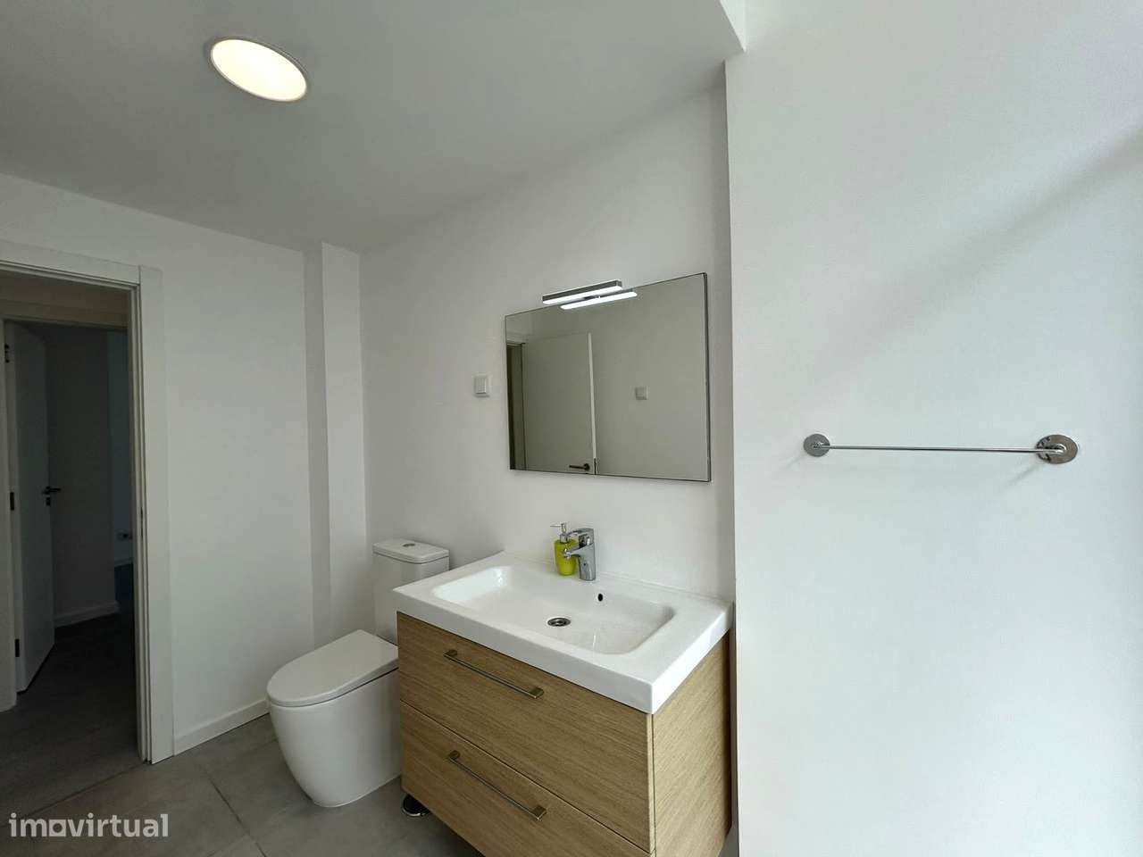 Apartamento Totalmente Remodelado- Paivas-19