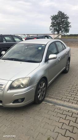 Dezmembram Toyota Avensis 2.0 D an fabr 2007 - 2