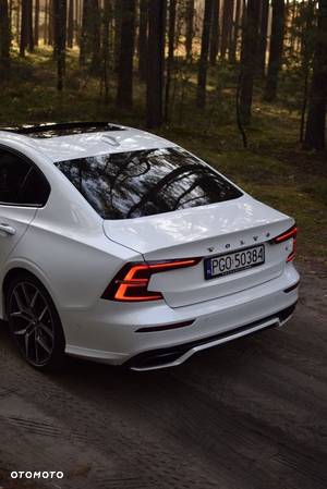 Volvo S60 T8 AWD Plug-In Hybrid Polestar Engineered - 16