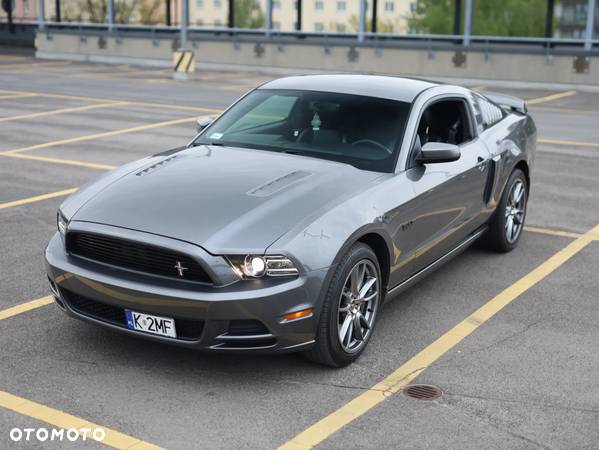 Ford Mustang 5.0 V8 GT - 30