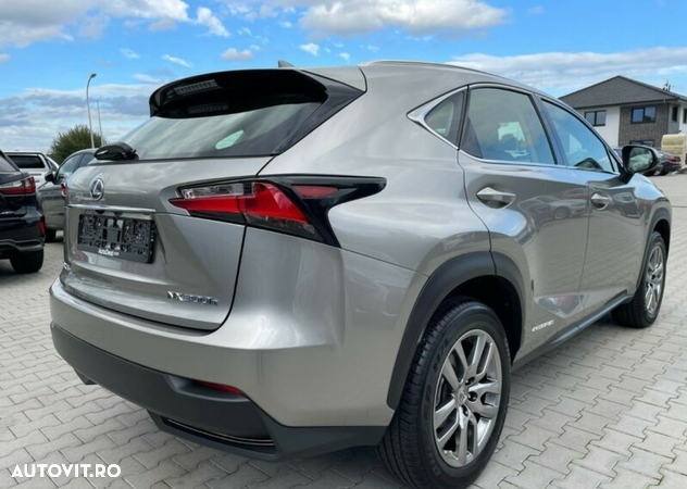 Volanta lexus NX300h 2016 Hibrid 2.5 Automata 0 - 2