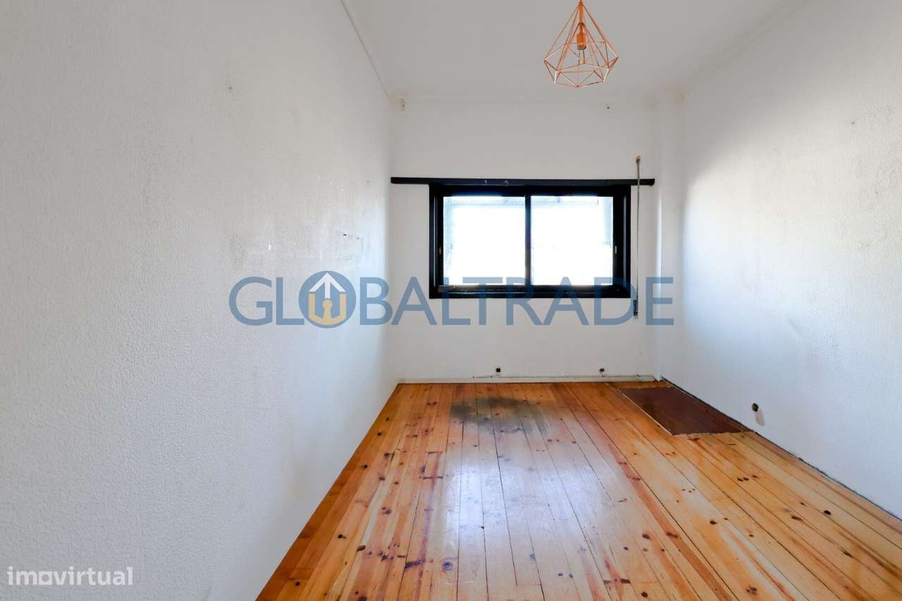 Apartamento T1+1 no coração do Porto-27