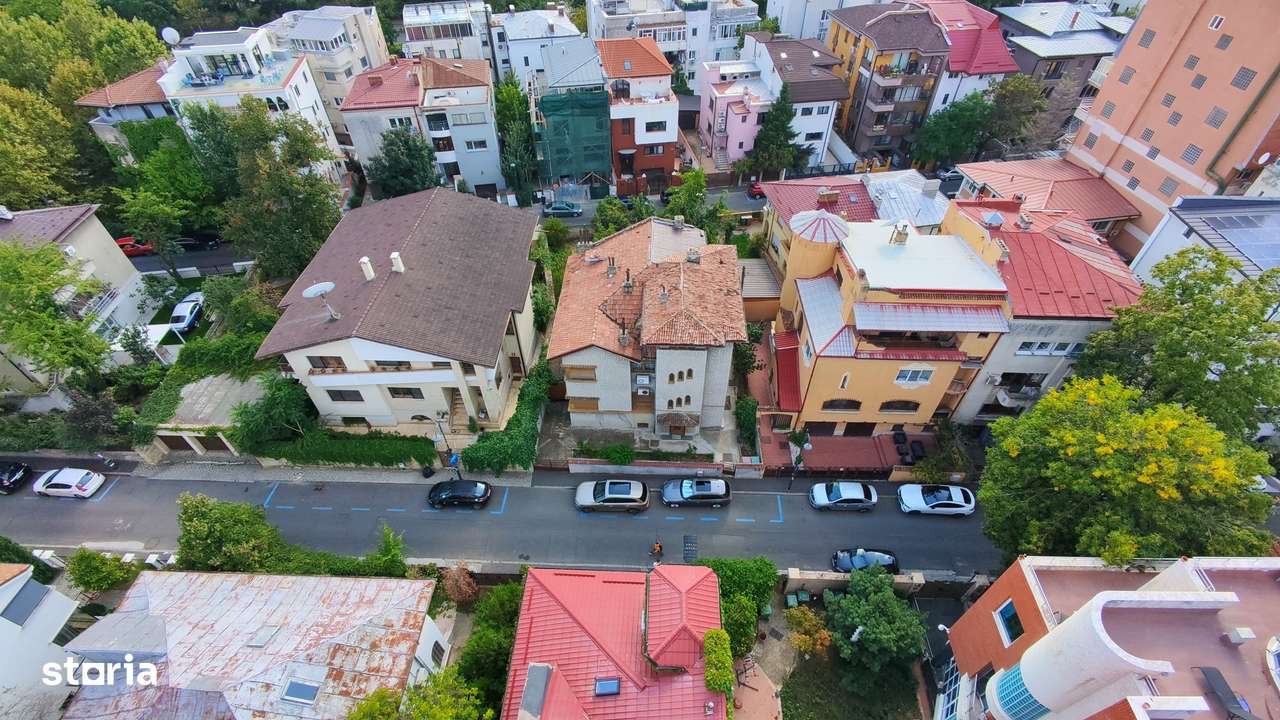 Vila Primaverii 300 mp utili teren 250 mp