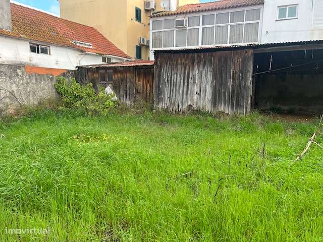 Prédio urbano sito em Benavente-9