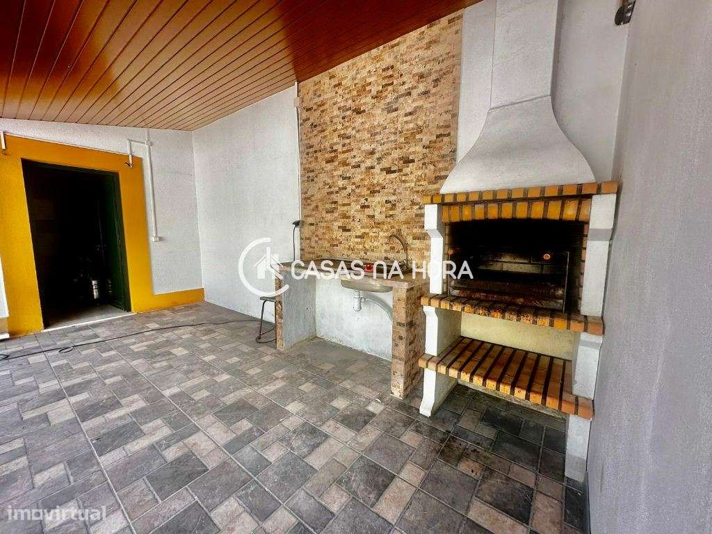 Anexo de Moradia T1 em Almada no bairro do Pombal, Equipado e Mobilado - Grande imagem: 5/14