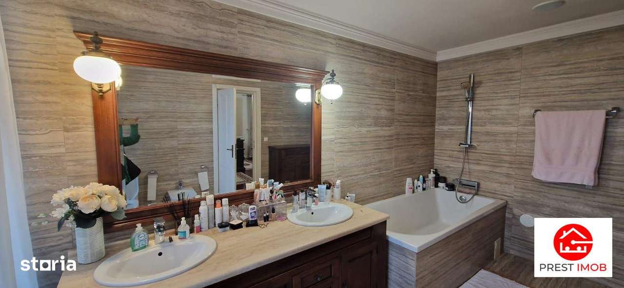 De vanzare vila in Corunca-9