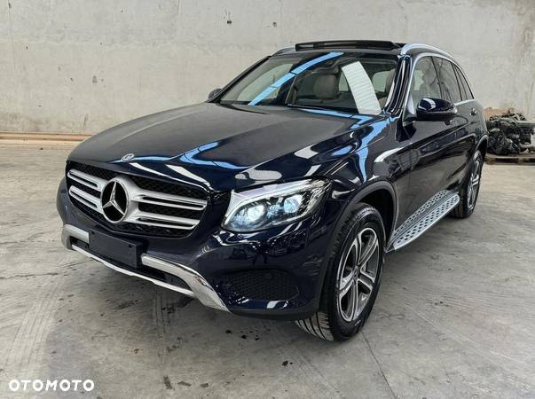 Mercedes-Benz GLC - 4