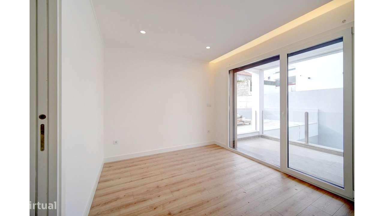 Moradia Isolada T4 na Murteira-17