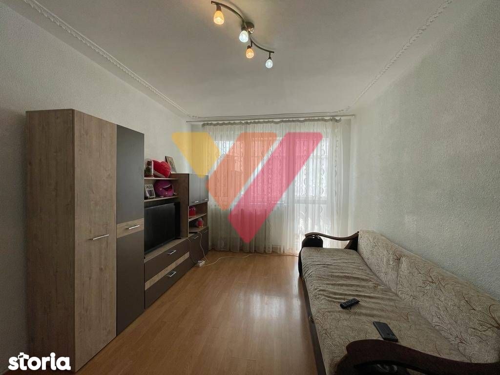 Apartament 2 camere - Balcon - Calea Cisnadiei