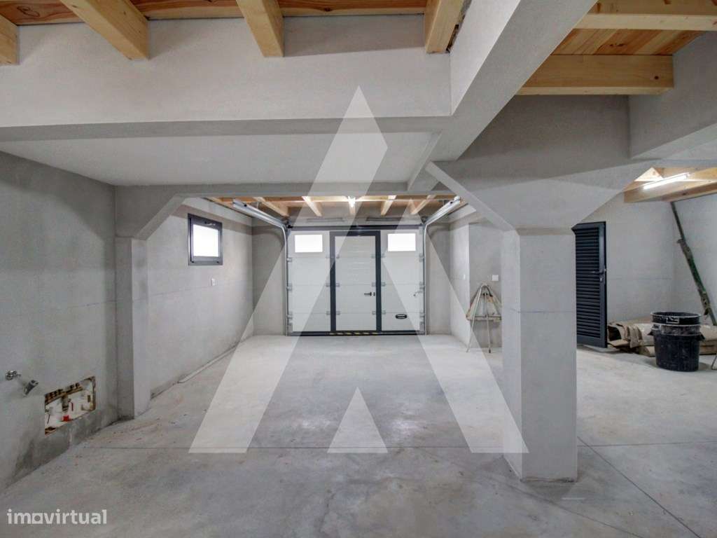 Moradia T2 na Amoreira do Repolão-31