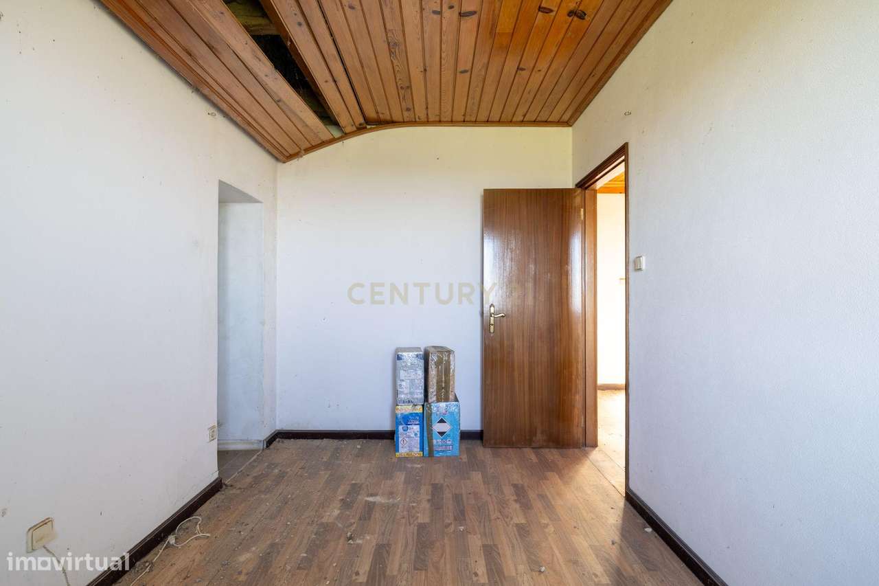 Moradia para Reabilitação com Terreno +1.000 m² | Vista sobre a Ria de-21